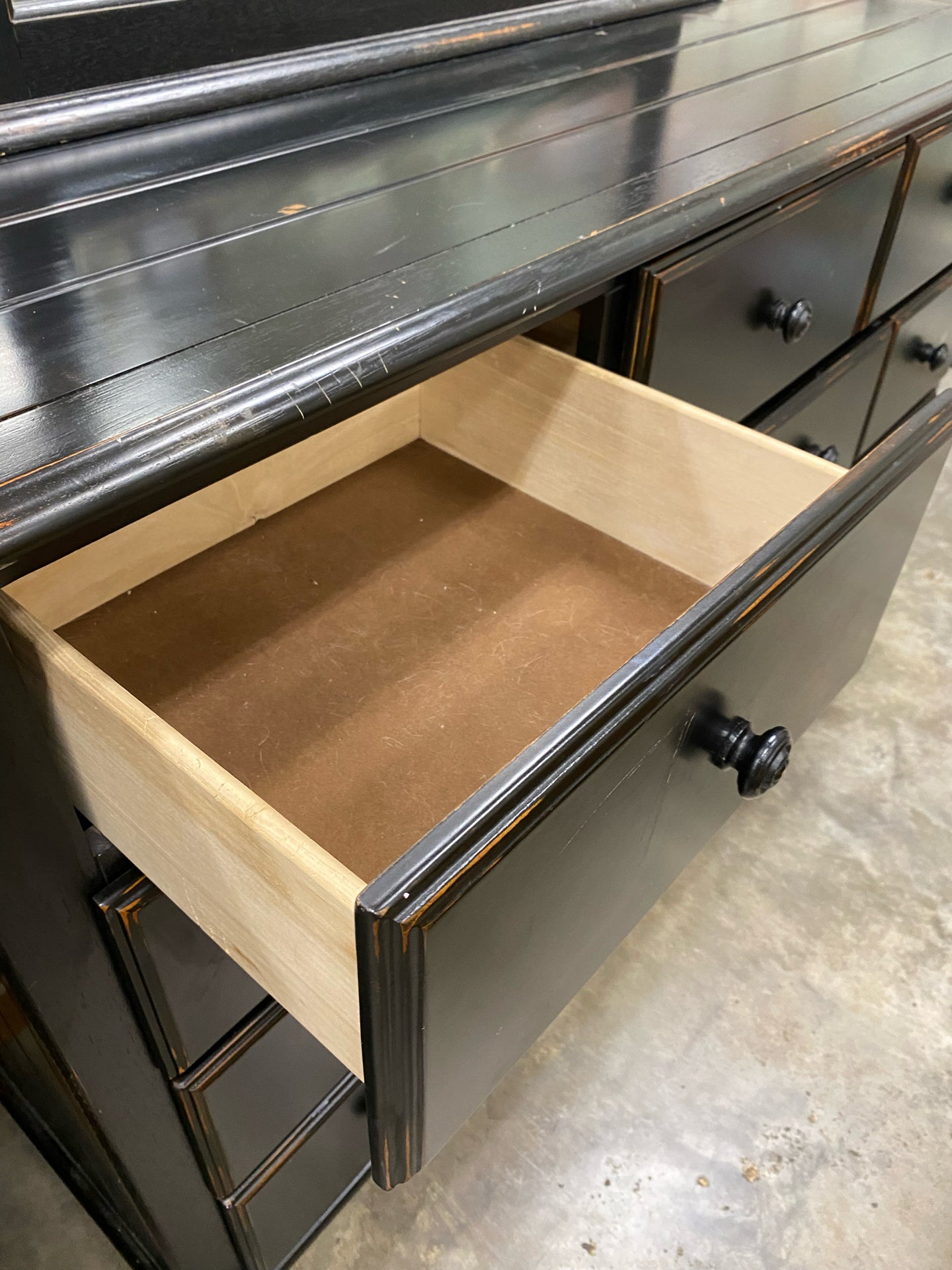 Dresser