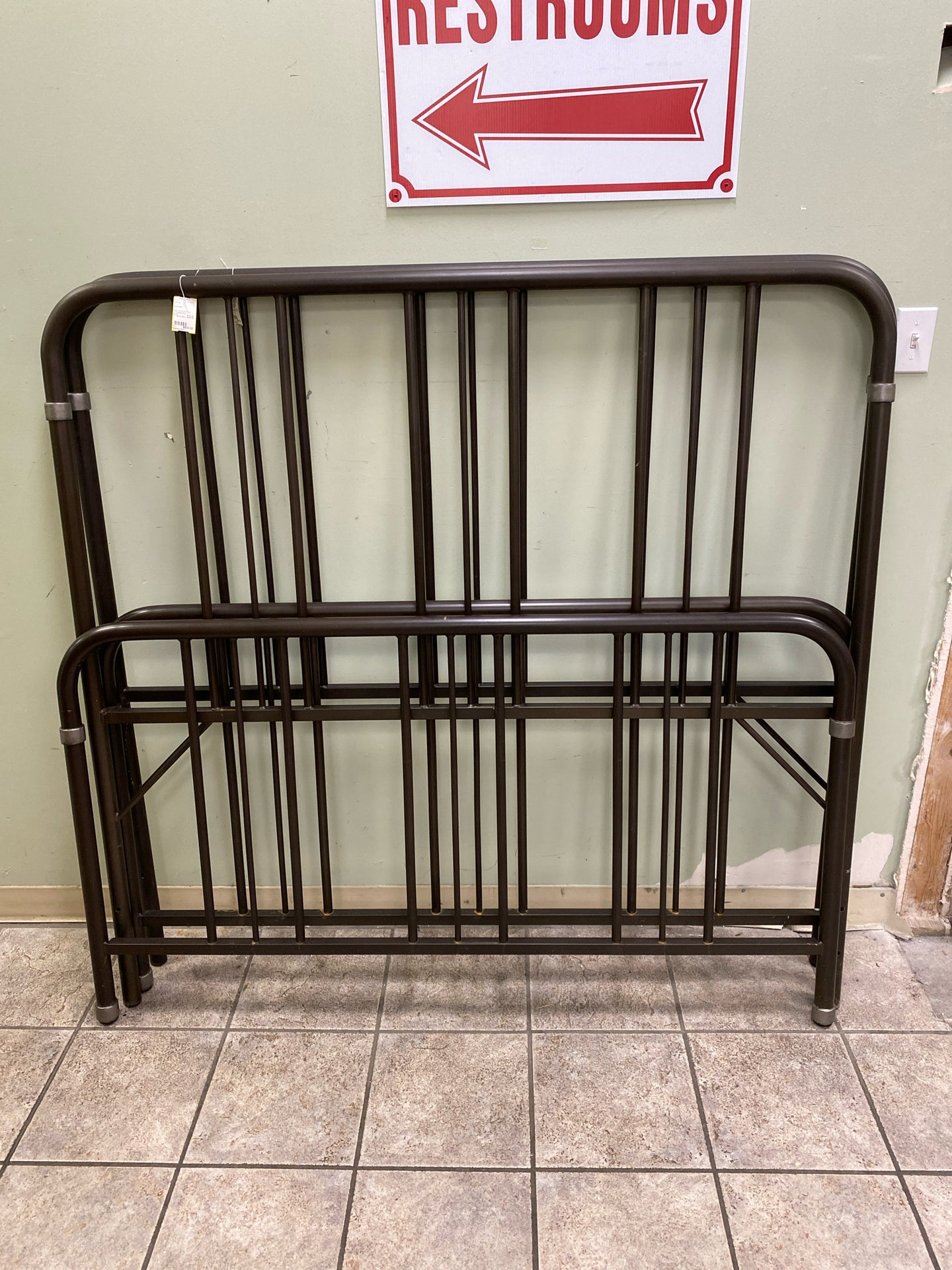 Bed/Frame