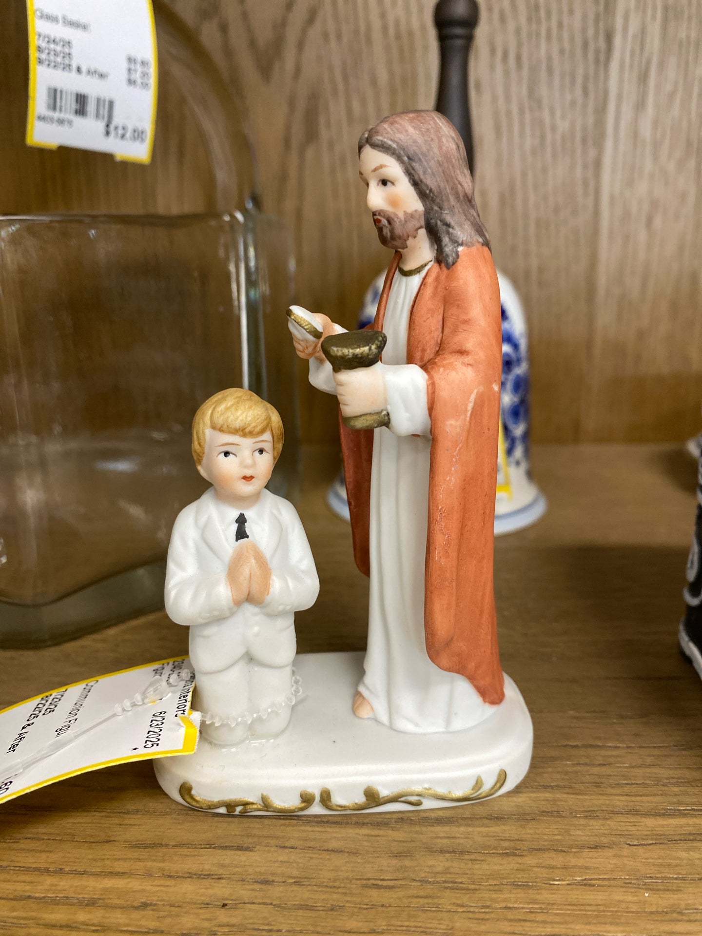 Figurines