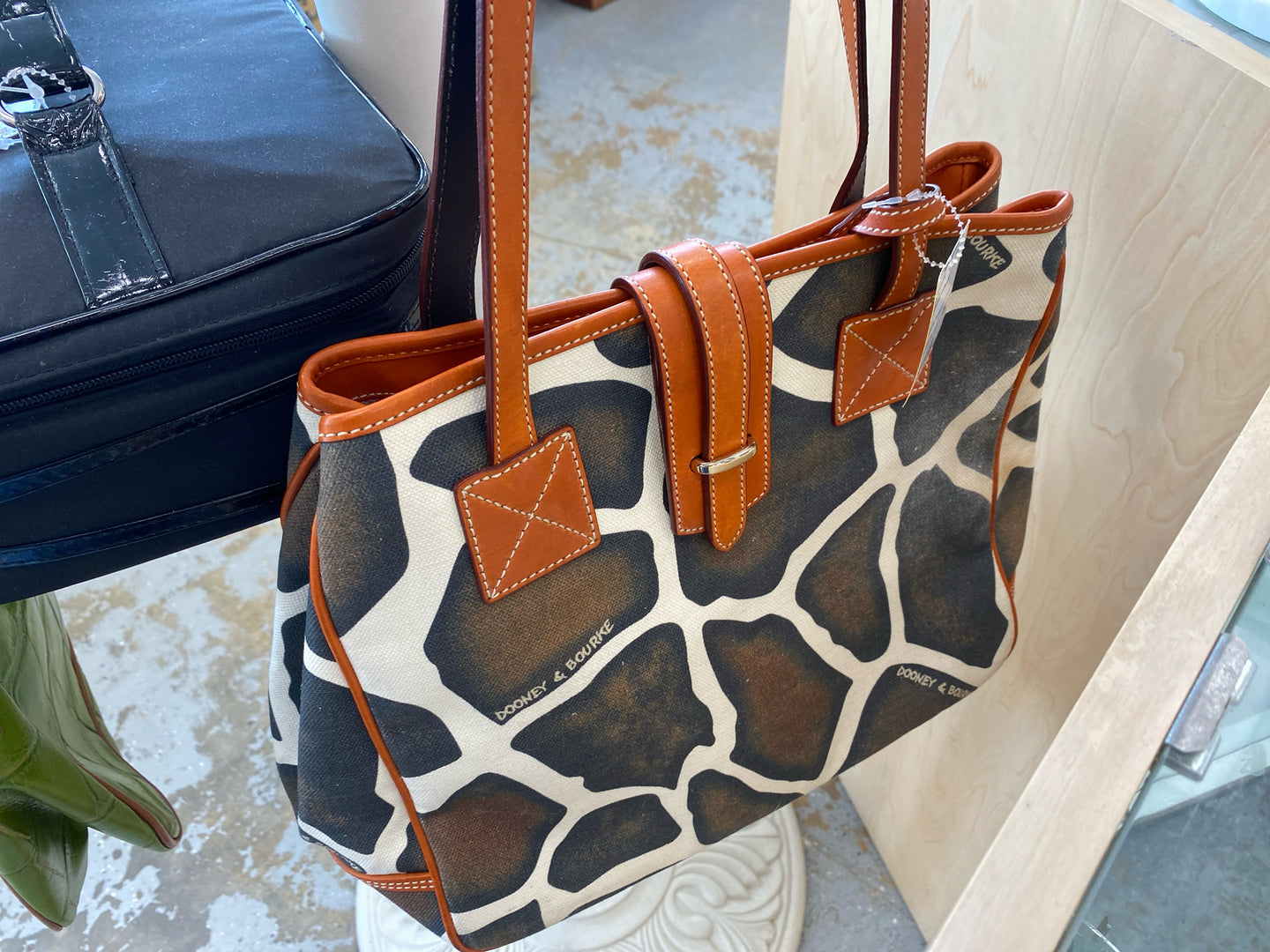 Dooney & Bourke Purse