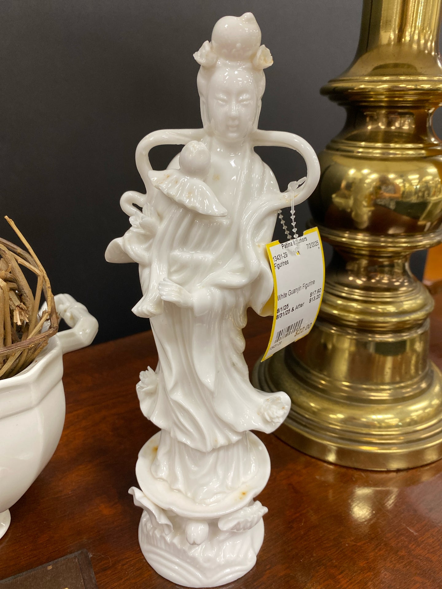 Figurines