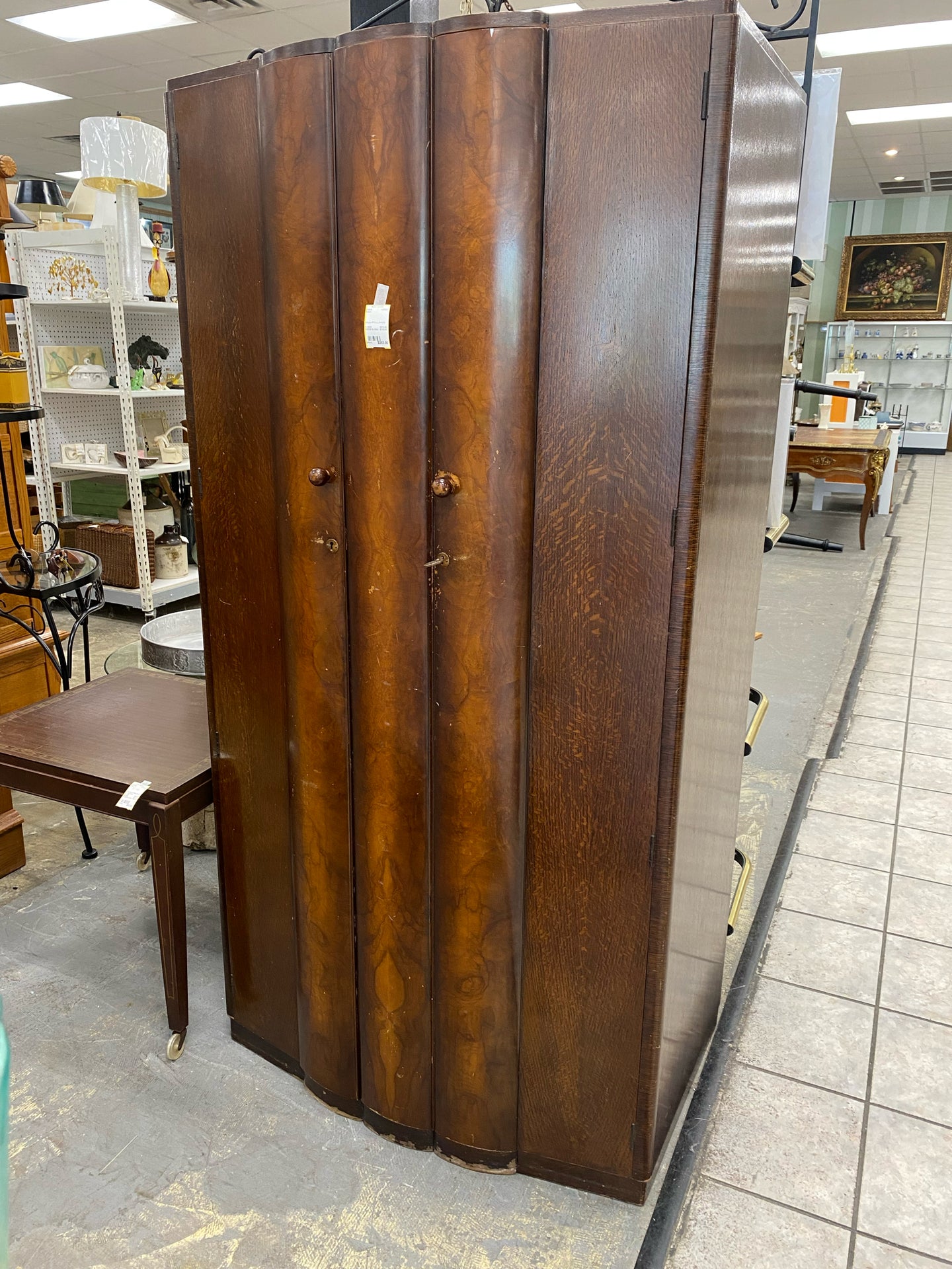 Armoire
