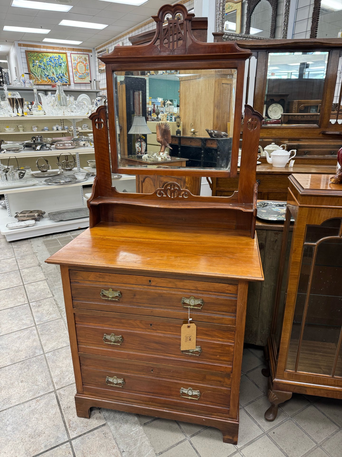 Dresser