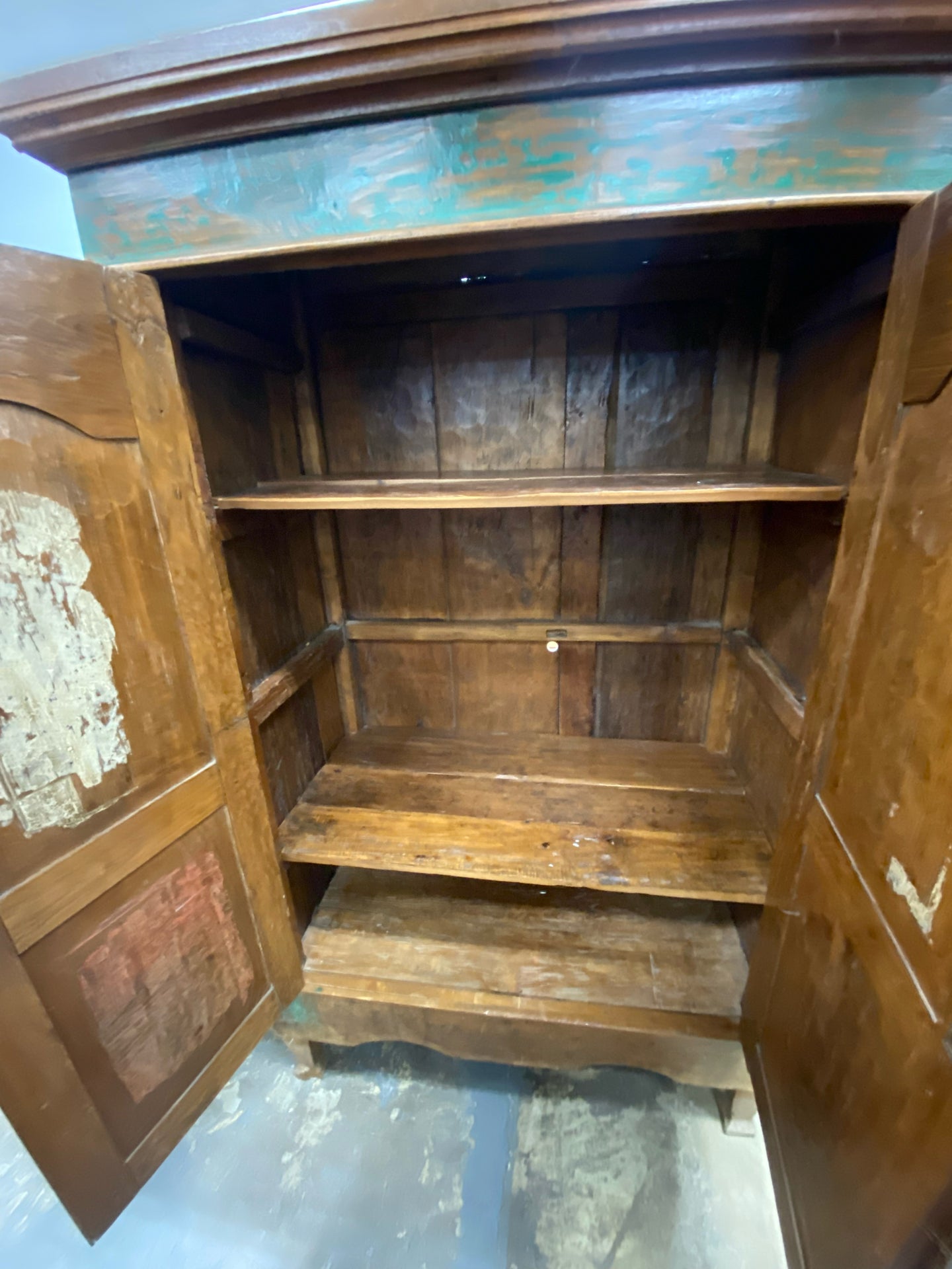 Armoire