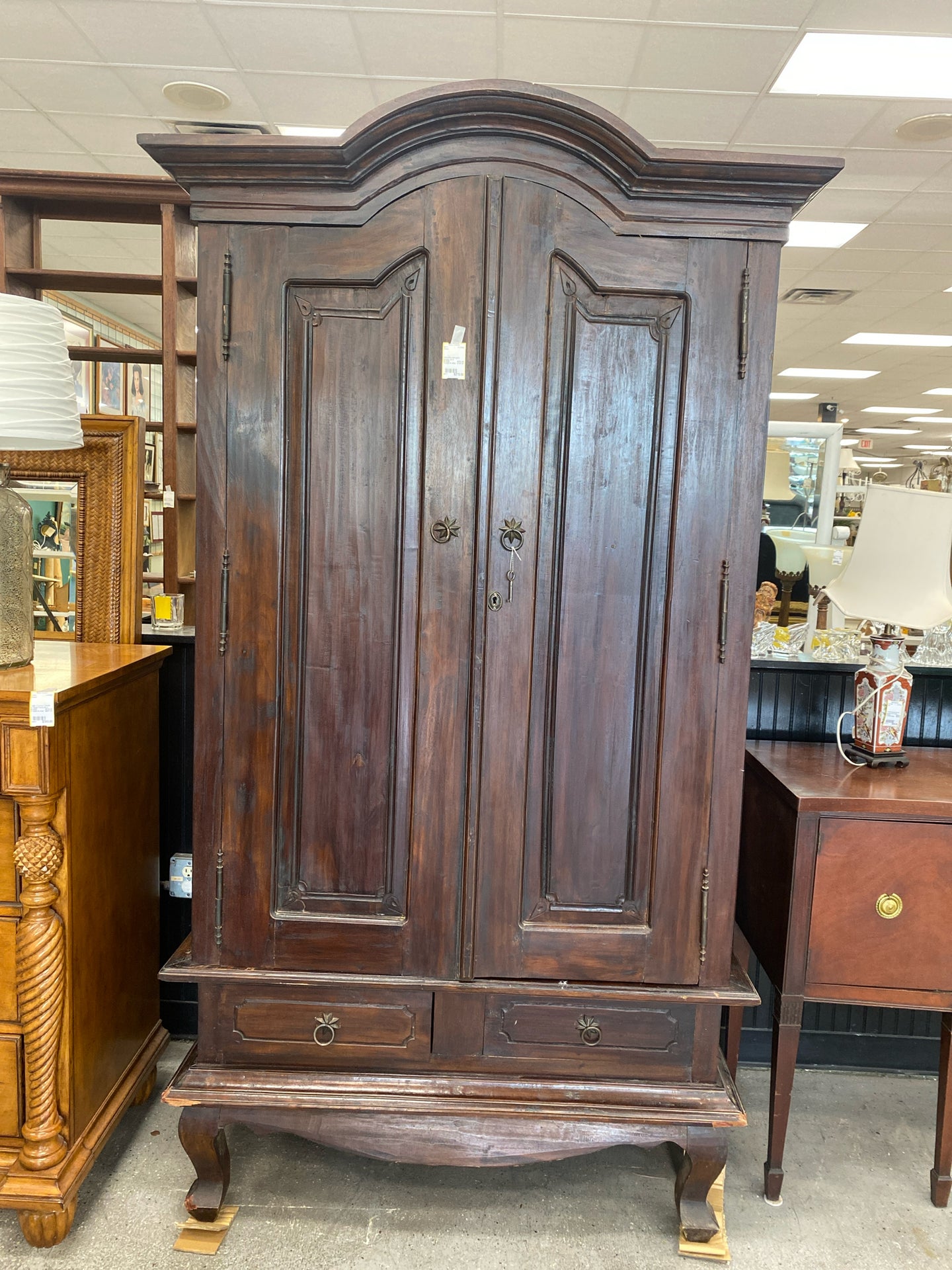 Armoire