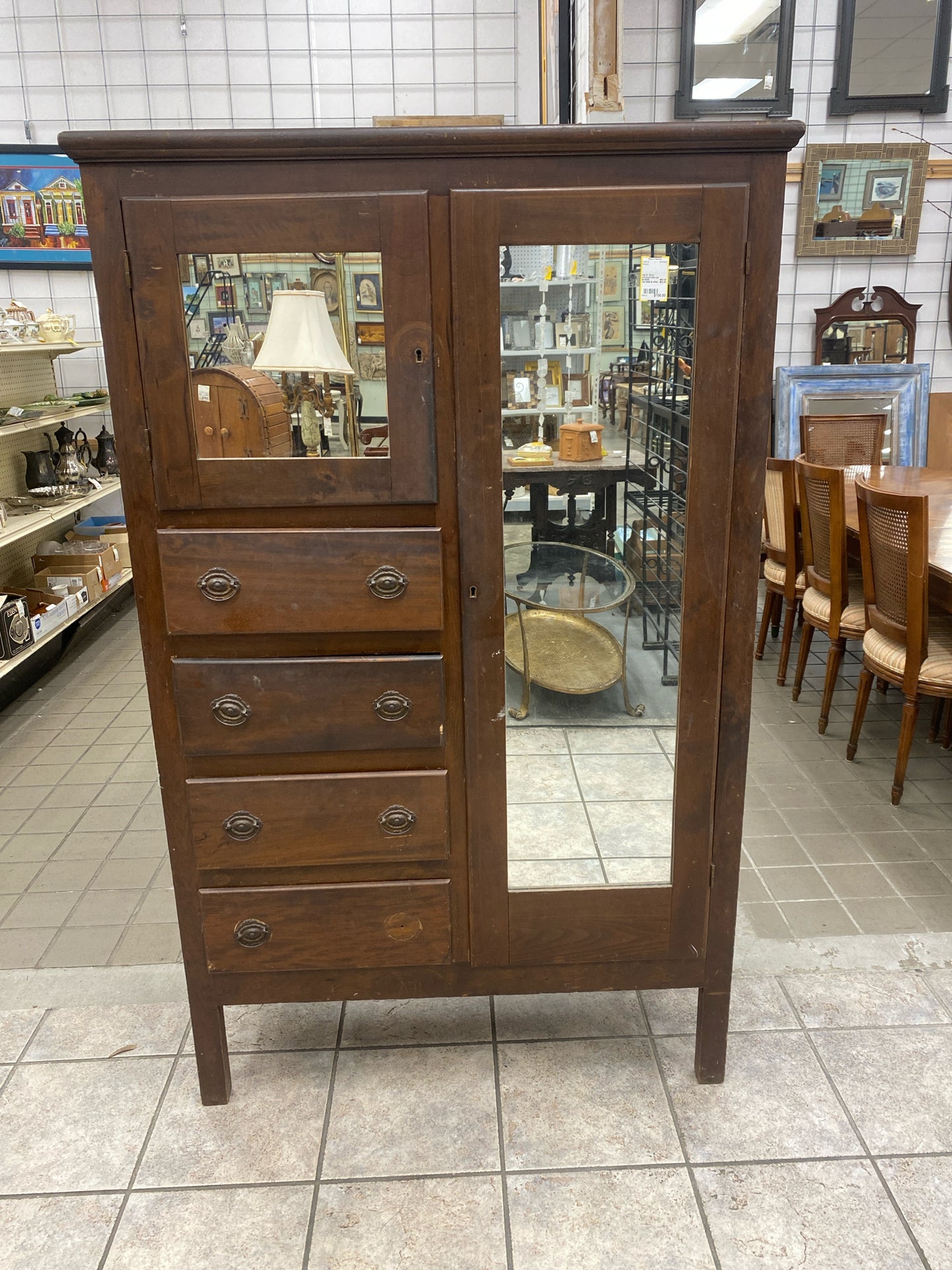 Armoire