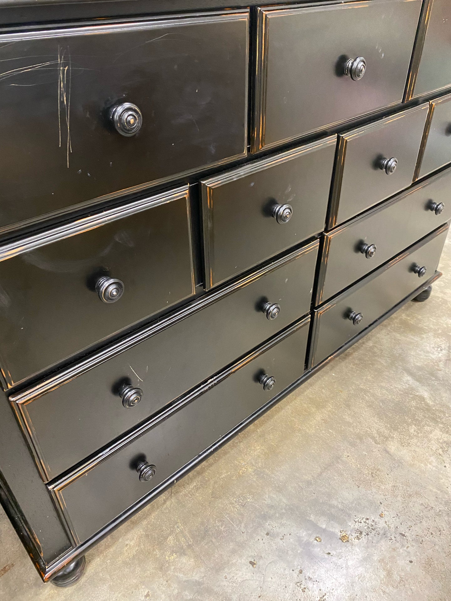 Dresser
