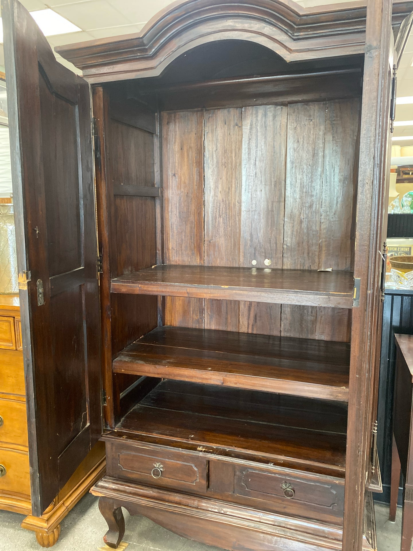 Armoire
